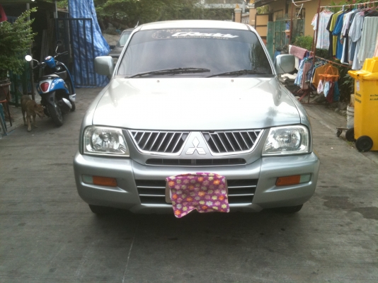 ขายสตราด้า 2.8 สวยๆคับ ปี 2001 ขายสตราด้า 2.8 สวยๆคับ ปี 2001