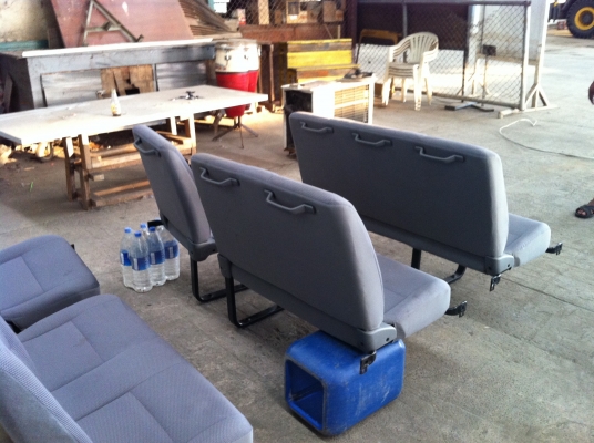 เบาะรถตู้HIACE