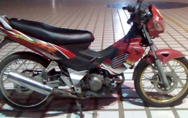 ขายโซนิคปี45ตามสภาพขายถูก9999สนใจ0853647170