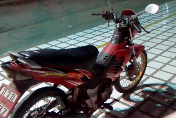 ขายโซนิคปี45ตามสภาพขายถูก9999สนใจ0853647170