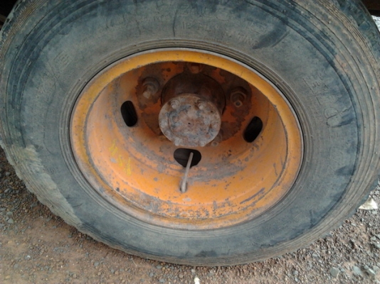 ***ขายแล้วครับขอบคุณ Truck2hand ขาย ขาย 6ล้อช่วงสั้น ISUZU ELF 74แรง เครื่องเดิมๆเกียร์เดิมๆ เครื่องดี ติดง่าย แรงดี เกียร์ดีไม่หลุด ช่วงล่างเดิมๆ คัสซีดี ไม่บวม กระบะไม้ 3.20ม.สภาพดี ไม่หักไม่ผุ ยางดี6เส้น ทะเบียนเต็ม พร้อมใช้ พร้อมลุยงาน ราคาต่อรองได้คร