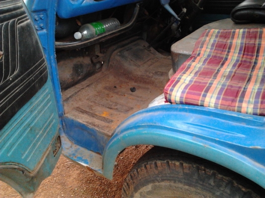 ***ขายแล้วครับขอบคุณ Truck2hand ขาย ขาย 6ล้อช่วงสั้น ISUZU ELF 74แรง เครื่องเดิมๆเกียร์เดิมๆ เครื่องดี ติดง่าย แรงดี เกียร์ดีไม่หลุด ช่วงล่างเดิมๆ คัสซีดี ไม่บวม กระบะไม้ 3.20ม.สภาพดี ไม่หักไม่ผุ ยางดี6เส้น ทะเบียนเต็ม พร้อมใช้ พร้อมลุยงาน ราคาต่อรองได้คร