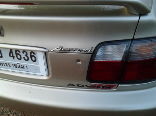 ขายรถเก๋ง HONDA ACCORD โฉมท้าย2ก้อน ปี39/96 เครื่องV ติดแก๊สLPG เกียร์ออโต้ ภายในเบาะหนัง สาย CD แอร์ พ.พาวเวอร์ พร้อม กระจกไฟฟ้า ปรับข้างไฟฟ้า ใช้งานปกติ ล็อครีโมท ล้อแม็ก17 ยางดี4เส้น 205/45/17 สีสวย เคยมีชนมาแต่ไม่ลึกเก็บงานแล้ว พร้อมใช้งาน ราคาต่อรองไ