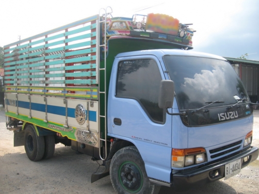 ขายรถหกล้อ NPR เฟืองท้ายใหญ่ กระบะอลูมิเนียม พื้นสแตนเลส ไม่ดั๊ม ปี 40