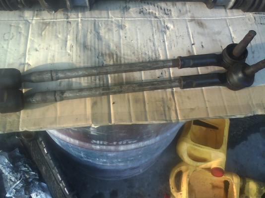 ลูกหมากแร็ก Mazda Protege