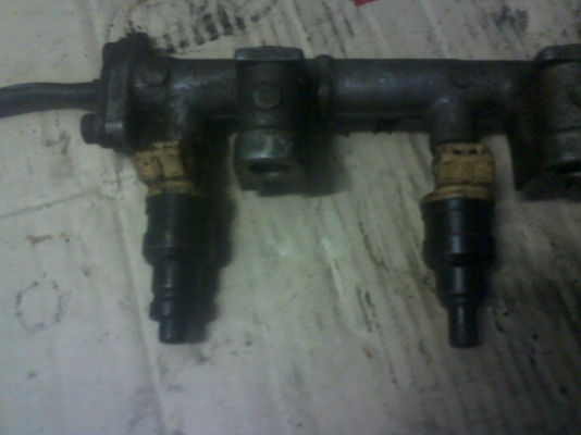 หัวฉีดพร้อมราง Mitsubishi 4g 63