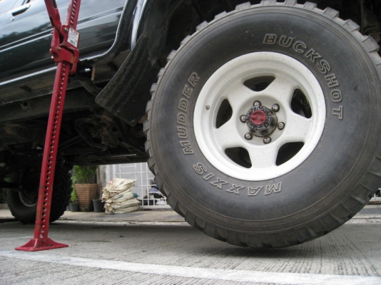 ที่ขึ้นแม่แรง HiLift Jack Adapter