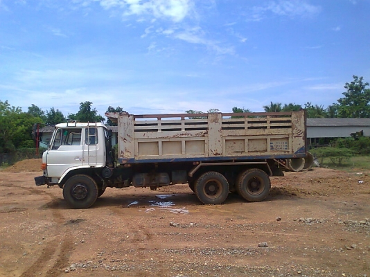 ขายด่วน..รถสิบล้อ HINO FM17 เครื่อง HO7C รถสวย มีทะเบียน.