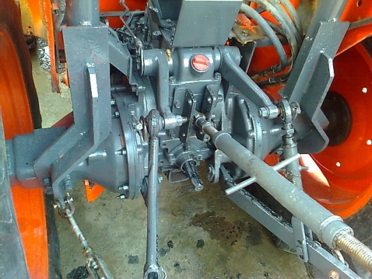 ขายด่วนรถไถ KUBOTA 45DI (45แรงม้า) อุปกรณ์ 3 ชิ้น