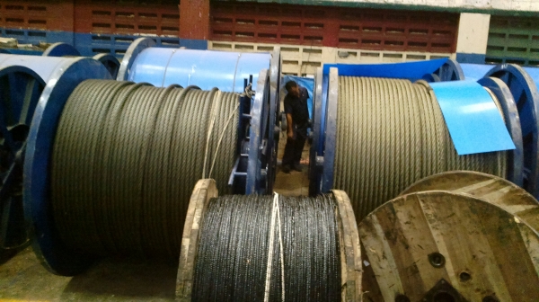 รับซื้อ  สลิงเก่า  ใหม่  และจำหน่ายสลิง ทุกไซร้โทร  0860798452