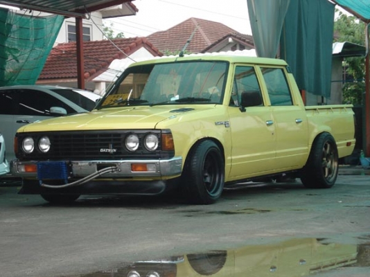 ขาย-แลก ดัทสัน 720 แทพๆ4ประตูหล่อๆแต่งเต็มๆเครื่องเสียงครบมีทะเบียนแท้พร้อมโอน