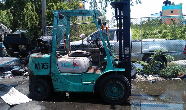 ขายรถฟอร์คลิฟต์3ตันติดแก๊สพร้อมใช้งาน