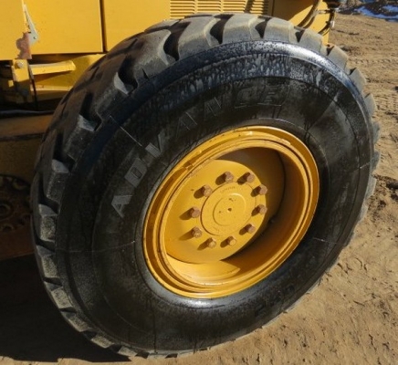 รถเกรด CATERPILLAR  140H รถนอกนำเข้า จากอเมริกาสภาพดีมากครับ ถึงไทยแล้วครับติดต่อ มานะ  085-9049669