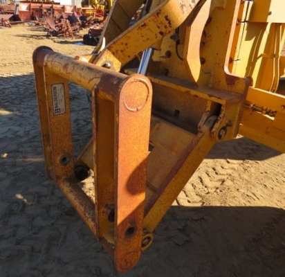 รถเกรด CATERPILLAR  140H รถนอกนำเข้า จากอเมริกาสภาพดีมากครับ ถึงไทยแล้วครับติดต่อ มานะ  085-9049669