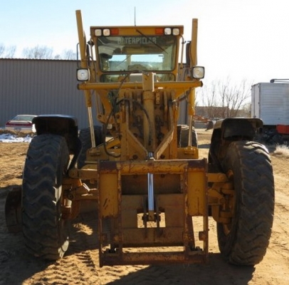 รถเกรด CATERPILLAR  140H รถนอกนำเข้า จากอเมริกาสภาพดีมากครับ ถึงไทยแล้วครับติดต่อ มานะ  085-9049669