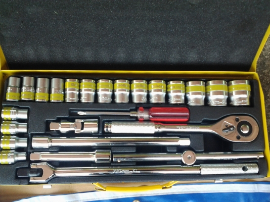 ขายชุดบล็อค4หุน ชลบุรี