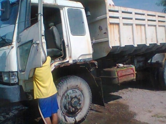 รถมิตซู 10 ล้อดั๊ม FN 527M - TD 195 แรงม้า ( มีขาย 2 คัน ) สนใจติดต่อ 081 - 6079515 รถมิตซู 10 ล้อดั๊ม FN 527M - TD 195 แรงม้า ( มีขาย 2 คัน ) สนใจติดต่อ 081 - 6079515