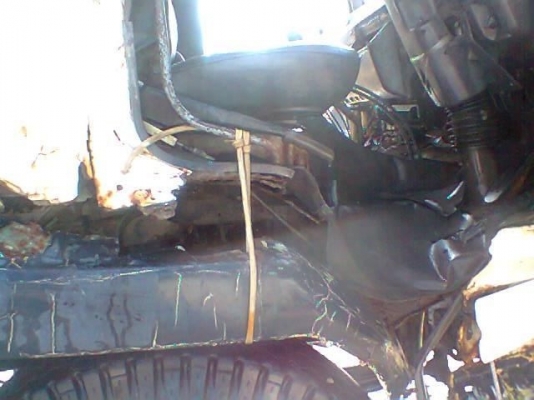 รถมิตซู 10 ล้อดั๊ม FN 527M - TD 195 แรงม้า ( มีขาย 2 คัน ) สนใจติดต่อ 081 - 6079515 รถมิตซู 10 ล้อดั๊ม FN 527M - TD 195 แรงม้า ( มีขาย 2 คัน ) สนใจติดต่อ 081 - 6079515