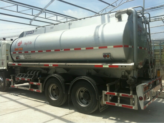 รถ 10 ล้อ บรรทุกน้ำมัน HINO MEGA FL 1J 220 แรงม้า