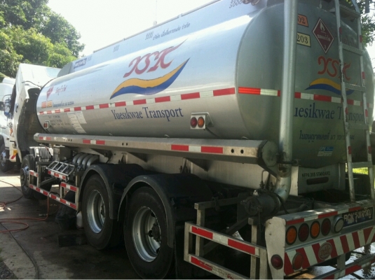 รถ 10 ล้อ บรรทุกน้ำมัน HINO MEGA FL 1J 220 แรงม้า