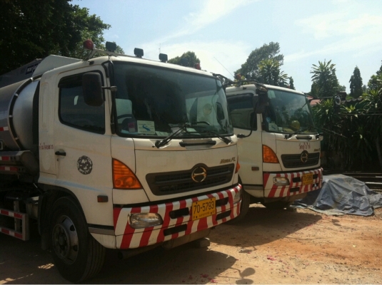 รถ 10 ล้อ บรรทุกน้ำมัน HINO MEGA FL 1J 220 แรงม้า