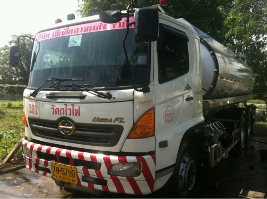 รถ 10 ล้อ บรรทุกน้ำมัน HINO MEGA FL 1J 220 แรงม้า