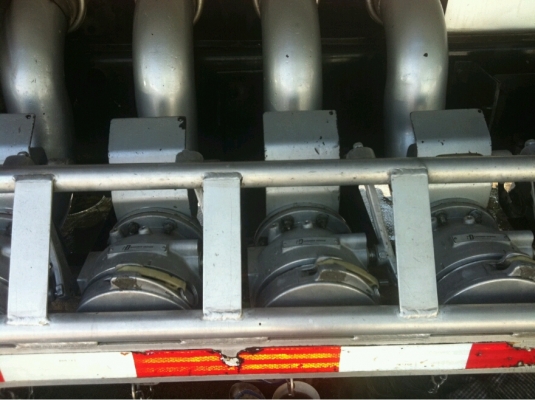 รถ 10 ล้อ บรรทุกน้ำมัน HINO MEGA FL 1J 220 แรงม้า