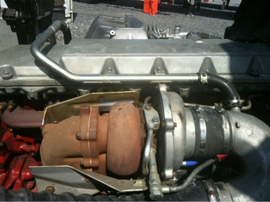 รถ 10 ล้อ บรรทุกน้ำมัน HINO MEGA FL 1J 220 แรงม้า