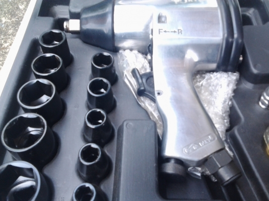 ขายบล็อคลม4หุน ชลบุรี ขายบล็อคลม4หุน ชลบุรี