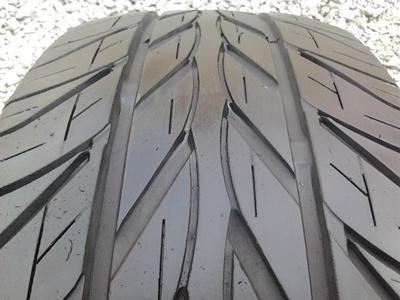 ขายยาง205/45/16 ปี 1711 ULTRA SPORT (ไต้หวัน) 1 ชุด  ราคา :  3,200.00  บาท