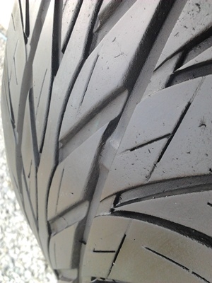 ขายยาง205/45/16 ปี 1711 ULTRA SPORT (ไต้หวัน) 1 ชุด  ราคา :  3,200.00  บาท