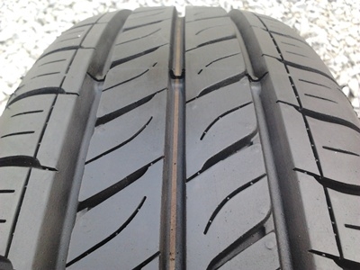 ขายยาง165/65/14 ปี 4512 DUNLOP ENASAVE EC300 1 ชุด  ราคา :  3,200.00  บาท