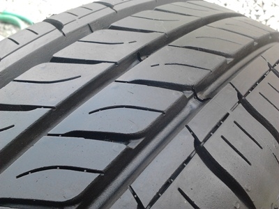 ขายยาง165/65/14 ปี 4512 DUNLOP ENASAVE EC300 1 ชุด  ราคา :  3,200.00  บาท