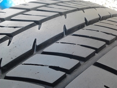 ขายยาง185/65/14 ปี 0911 THUNDERER MACH 1ชุด  ราคา :  2,400.00  บาท