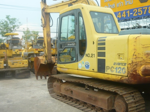 รถขุด Komatsu PC120-6E รถเก่านอกเพิ่งเหยียบถึงไทย พร้อมใช้งาน 087 900-0077