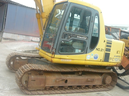 รถขุด Komatsu PC120-6E รถเก่านอกเพิ่งเหยียบถึงไทย พร้อมใช้งาน 087 900-0077