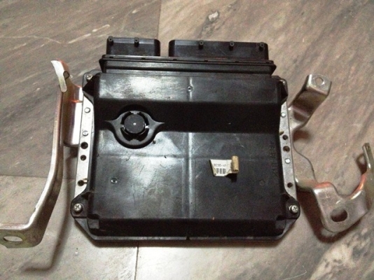 กล่อง ECU toyota new altis 2009 กล่อง ECU toyota new altis 2009