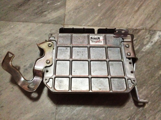 กล่อง ECU toyota new altis 2009