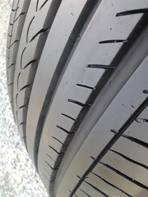 ขายยาง195/65/15 ปี 1111 YOKOHAMA ADVAN Japan 1 ชุด  ราคา :  3,000.00  บาท