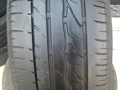 ขายยาง195/65/15 ปี 3511/3เส้น+ปี10/1เส้น BRIDGESTONE TURANZA 1 ชุด  ราคา :  2,600.00  บาท