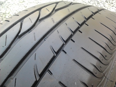 ขายยาง195/65/15 ปี 3511/3เส้น+ปี10/1เส้น BRIDGESTONE TURANZA 1 ชุด  ราคา :  2,600.00  บาท