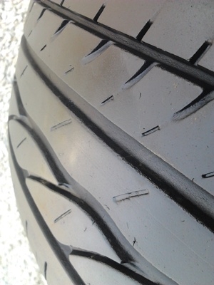 ขายยาง195/65/15 ปี 3511/3เส้น+ปี10/1เส้น BRIDGESTONE TURANZA 1 ชุด  ราคา :  2,600.00  บาท