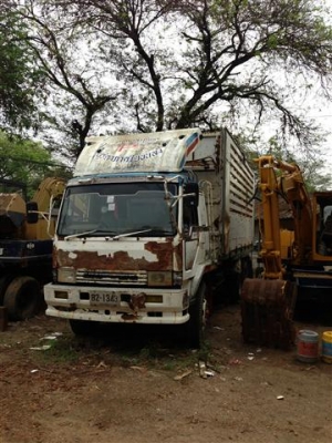 ขาย รถ 10 ล้อ MITSUBISHI มิตซูบิชิ ด่ำ เพลา เดียว ขาย รถ 10 ล้อ MITSUBISHI มิตซูบิชิ ด่ำ เพลา เดียว