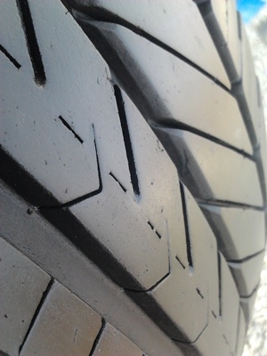 ขายยาง195/65/15 ปี 3011 GOODYEAR DURAPIUS 1 ชุด ราคา : 2,800.00 บาท ขายยาง195/65/15 ปี 3011 GOODYEAR DURAPIUS 1 ชุด ราคา : 2,800.00 บาท