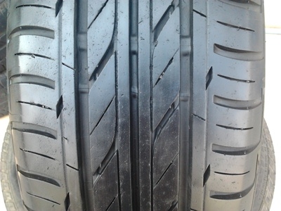 ขายยาง185/60/15 ปี 0411 BRIDGESTONE ECOPIA 100A 1 ชุด   ราคา :  2,600.00  บาท