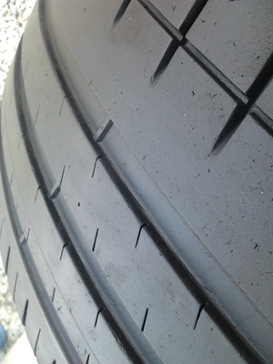 ขายยาง185/55/15 ปี 4010 MICHERLIN Pilot Sport3 1 ชุด  ราคา :  2,200.00  บาท