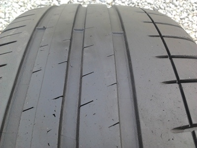 ขายยาง185/55/15 ปี 4010 MICHERLIN Pilot Sport3 1 ชุด  ราคา :  2,200.00  บาท