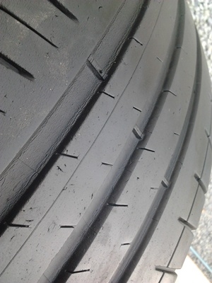 ขายยาง185/55/15 ปี 4010 MICHERLIN Pilot Sport3 1 ชุด  ราคา :  2,200.00  บาท