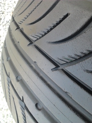 ขายยาง185/55/15 ปี 3009 KUMHO ECSTA 1 ชุด ราคา : 2,000.00 บาท ขายยาง185/55/15 ปี 3009 KUMHO ECSTA 1 ชุด ราคา : 2,000.00 บาท