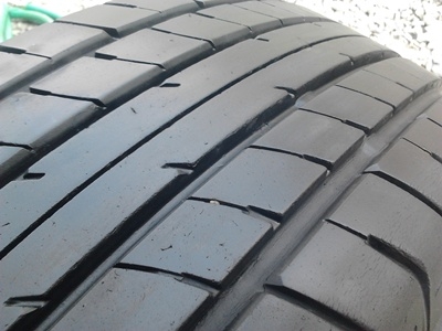 ขายยาง185/55/15 ปี 09 DUNLOP SP 230 1 ชุด   ราคา :  2,200.00  บาท